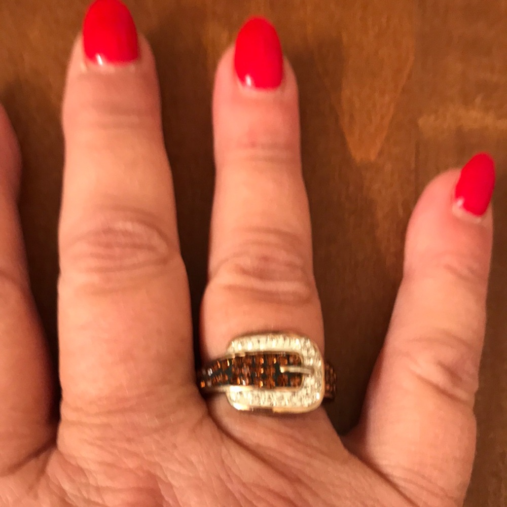 Ring - Picture 2 of 4